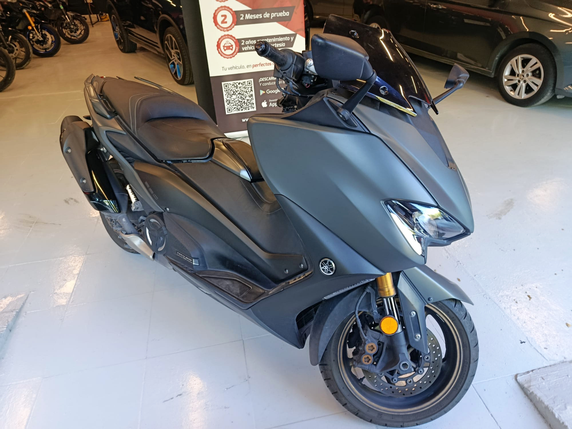 Yamaha TMAX 560 TECH MAX Gasolina 48 CV por 9.990 €