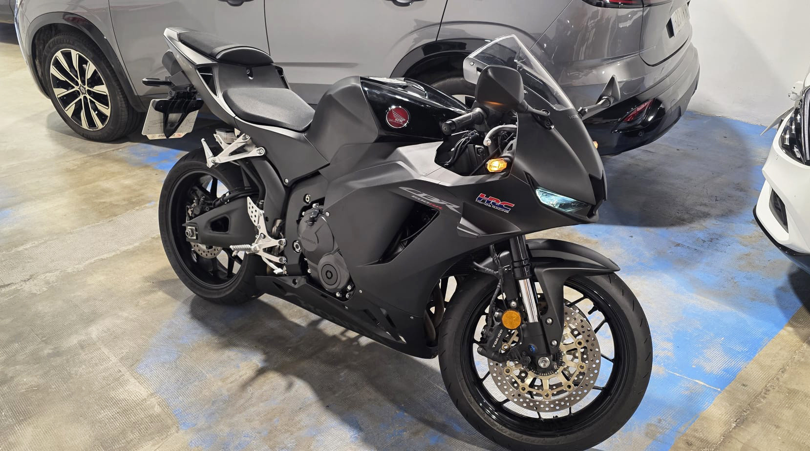 Honda CBR 600 RR Gasolina 121 CV por 11.990 €