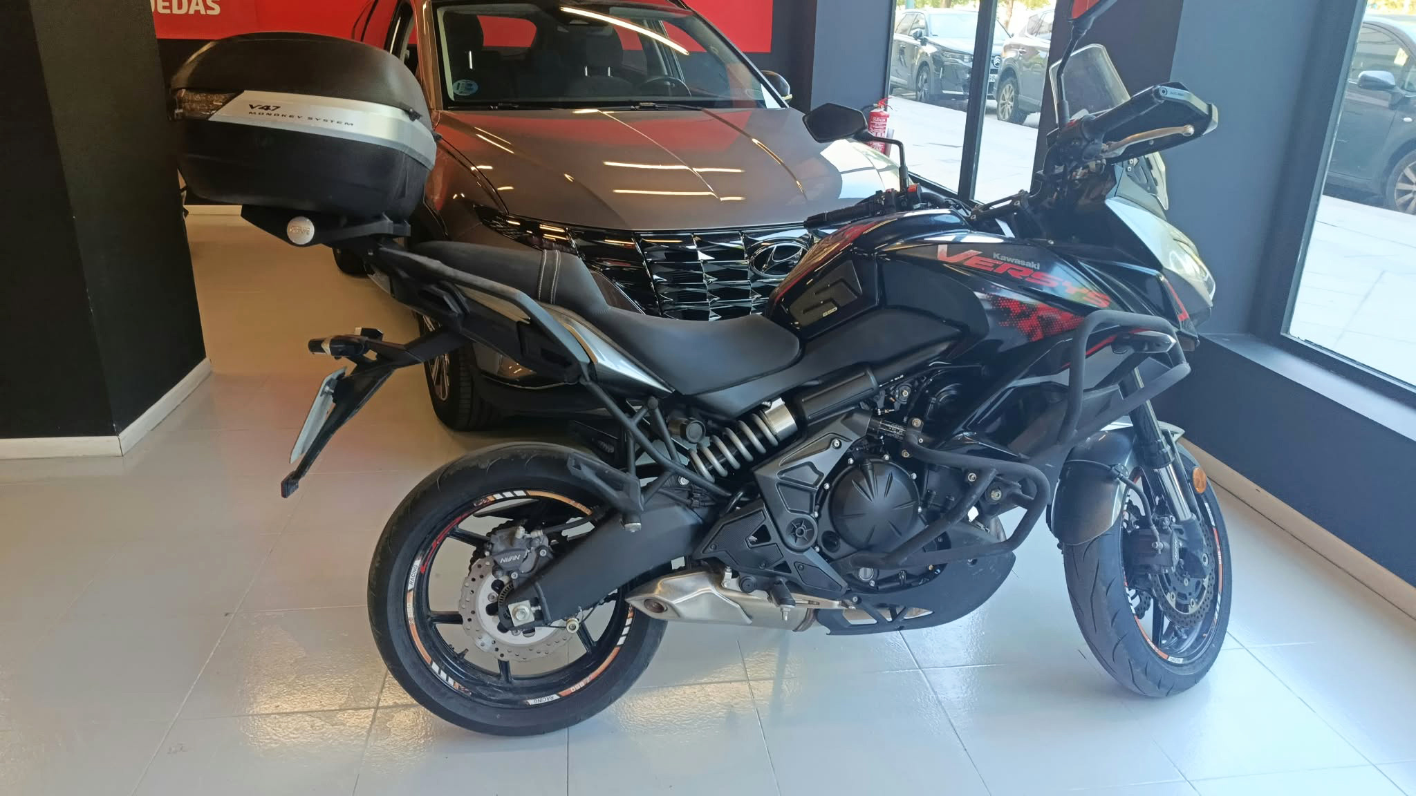 KAWASAKI Versys 650 Gasolina 67 CV por 5.390 €